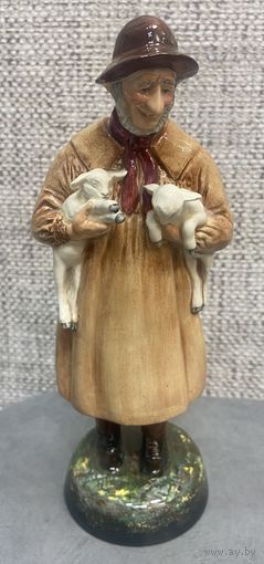 Фарфоровая статуэтка Время ягнения Royal Doulton. Англия. Высота 23.5 см 1951 год