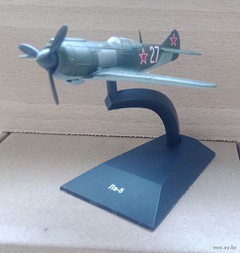 Модель самолета ЛА-5