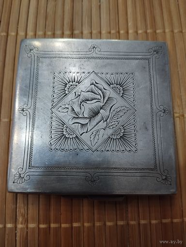 Пудреница серебро 875 проба, СССР.