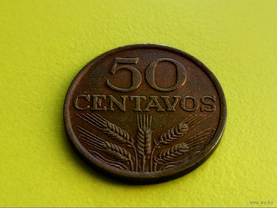 Португалия. 50 сентаво 1974.