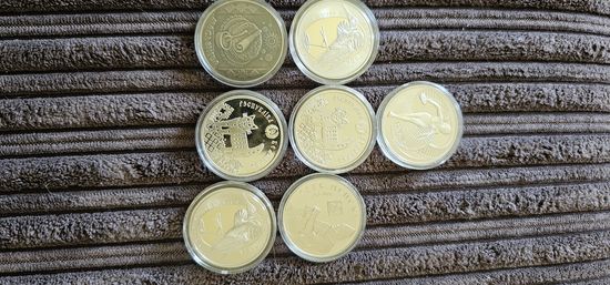 Белорусские инвестиционные монеты 7шт без мц.