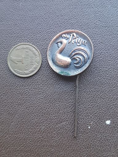 Значок тяжелый. Рига. с 1 рубля