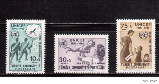 Турция-1961(Мих.1827-1829) ** , ЮНИСЕФ , (полная серия)