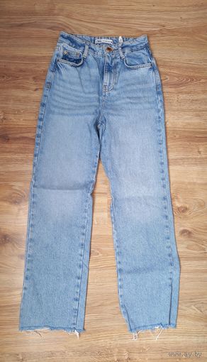 Джинсы Zara р.32 (38)