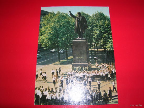 Латвия Рига Ленин памятник чистая