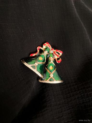 Брошь новогодняя