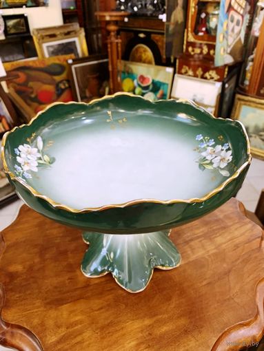 Ваза. Фарфор, живопись. Гарднер, Россия, 19/20 век.