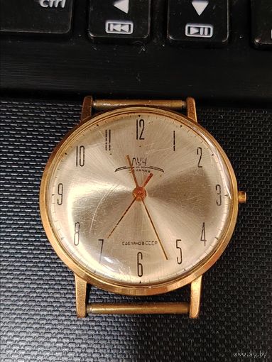 Редкие часы луч 23 камня АУ20 позолота