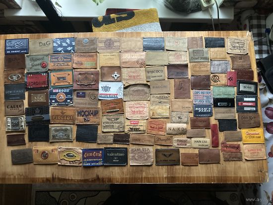 Небольшая коллекция лейбл с джинсов (более 94 шт)