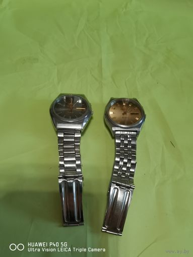 Двое  Наручных часов  Orient не частые оригинал механика на ходу  без обслуживания самая привлекательная цена трёхдневный аукцион