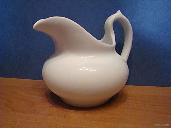 Сливочник "Т-ва М.С. Кузнецова Р.Ф."