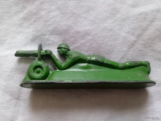 Солдатик пулеметчик