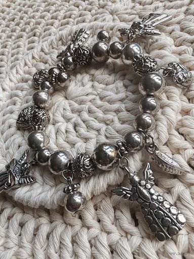 Винтажный браслет с подвесками