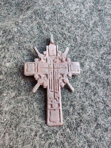 Нательный /1/. Оловянистая бронза.