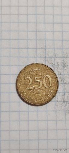 Ливан 250 ливрес 1995