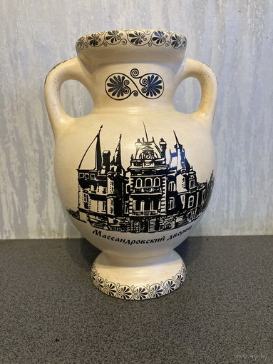 Ваза для цветов белая глина