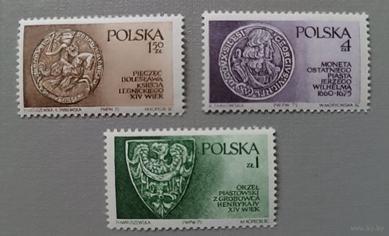 Польша, 1975. Герб и монета, печать  династии Пястов. Полная серия.