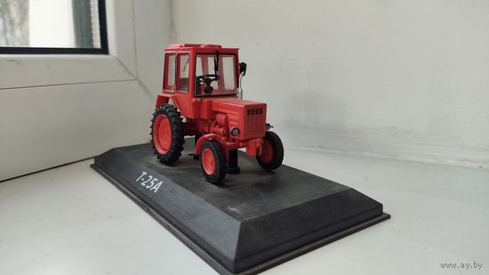 Трактор т-25 Владимир 1:43