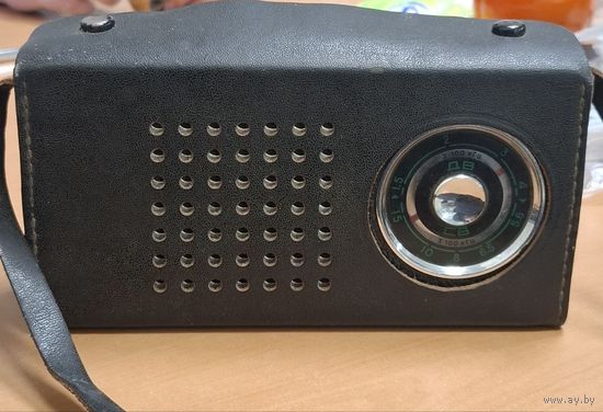 Приемник Selga 404. СССР. Знак качества. В чехле