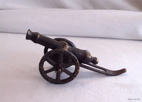 Пушка миниатюрная на лафете Бронза 03