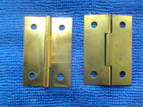 Две Мебельных Петли - Одним Лотом - Размеры 3/5 см.