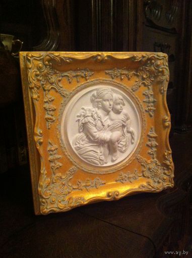 - Барельеф  ЖОЗЕФИНА С МЛАДЕНЦЕМ НАПОЛЕОНОМ II 30х30х4 см панно из серии реплики мировых шедевров