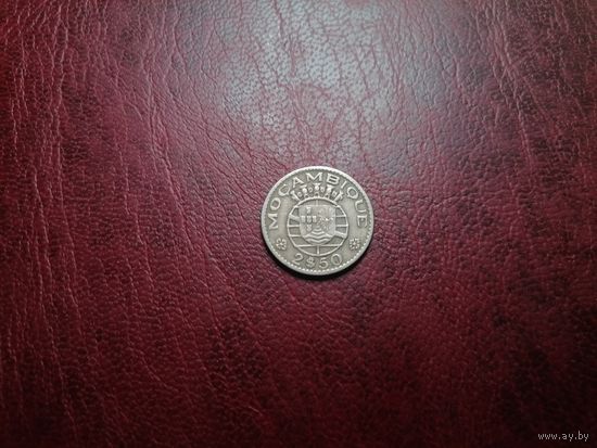 Мозамбик 2.5 эскудо 1965