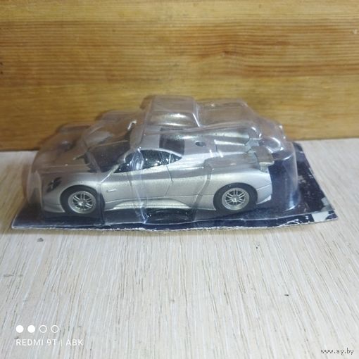 Модель "Пагани Зонда"".1:43.