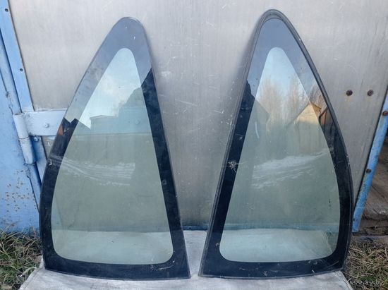 Стекло кузовное боковое Honda Civic