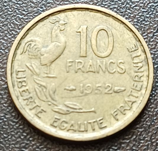 Франция 10 франков, 1952    ( 2-3-2 )