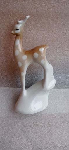 КОЛЛЕКЦИОННАЯ ФАРФОРОВАЯ СТАТУЭТКА  ОЛЕНЁНОК МИНСК МФФЗ ОРИГИНАЛ  .  Распродажа Коллекции !!! . Экспресс  Аукцион с рубля без МПЦ   .Много лотов в продаже .