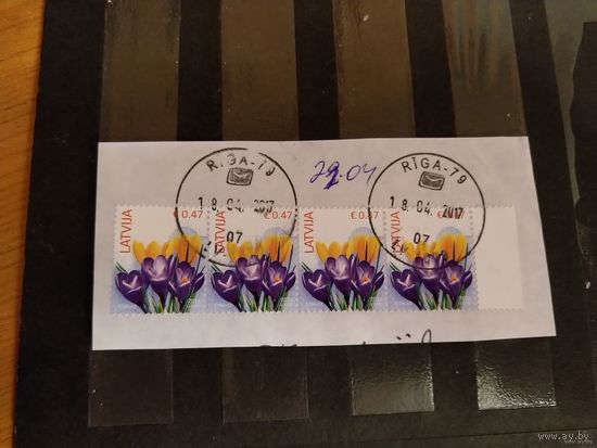 2014 Латвия флора цветы Мих 883 оценка 4 евро на вырезке с четким гашением (5-6)