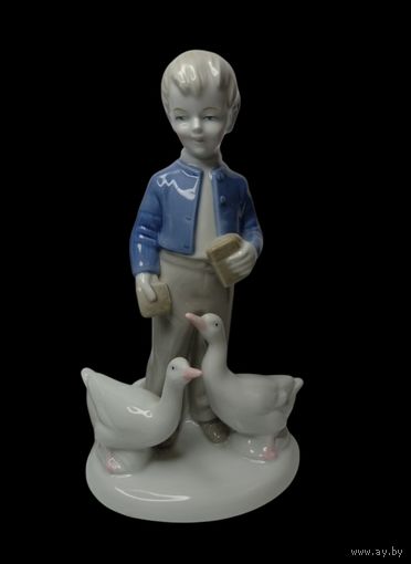 С РУБЛЯ! БЕЗ МЦ! Мальчик с гусями, Германия.