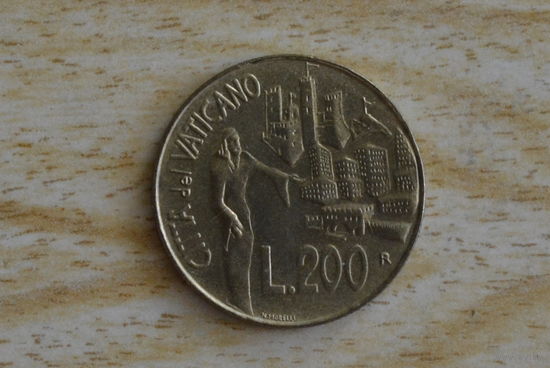 Ватикан 200 лир 1991 с 1 руб