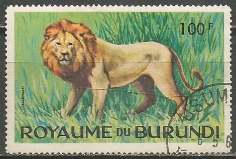 Бурунди. Животный мир страны. Лев. 1964г. Mi#101.