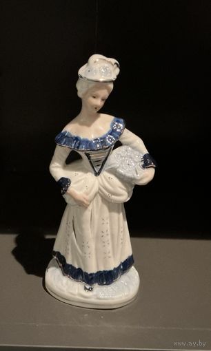 Статуэтка Дама из пары С 1 рубля Англия