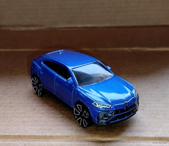 Hot Wheels Mattel 2017 Lamborghini Urus модель #30 Ламборгини