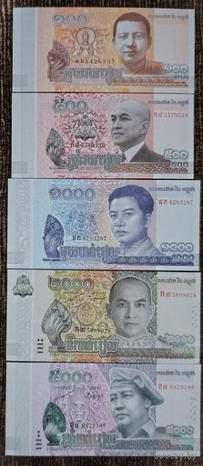Набор банкнот 100,500,1000,2000,5000 риелей - Камбоджа - UNC