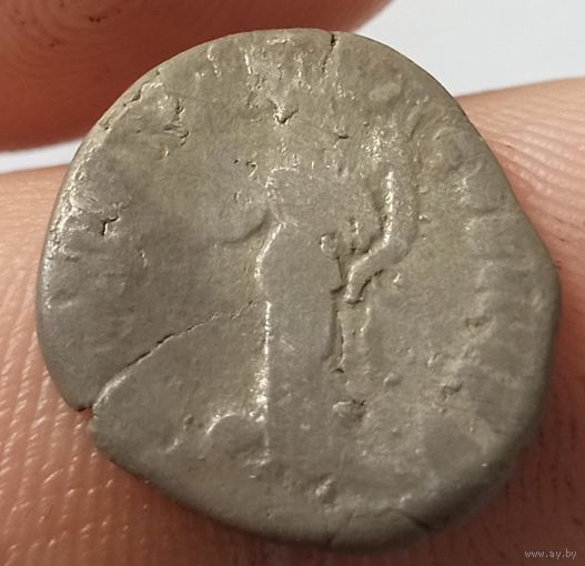 15 Римская империя,денарий серебро Антоний Пий