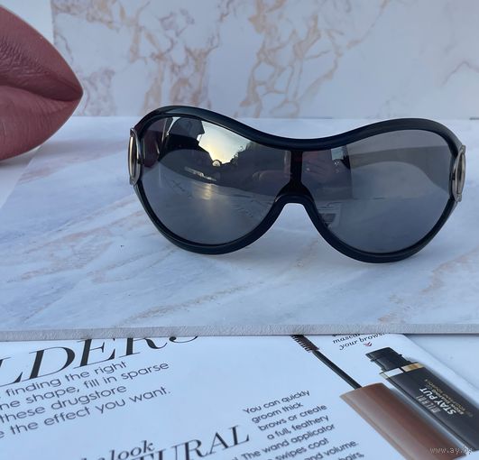 Gucci солнцезащитные очки маска оригинал