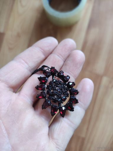 Украшение очень красивое. Очень редкое