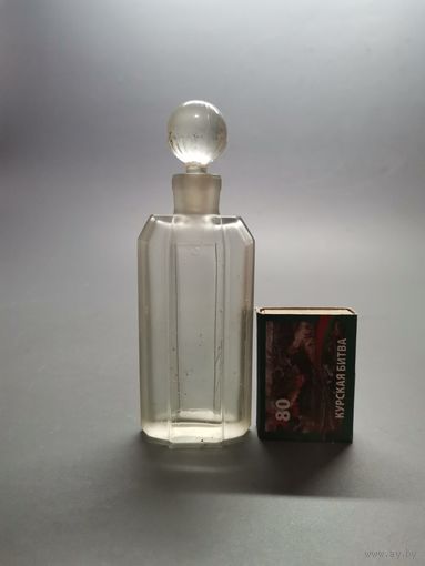 Флакон от парфюм СССР 1950 год.