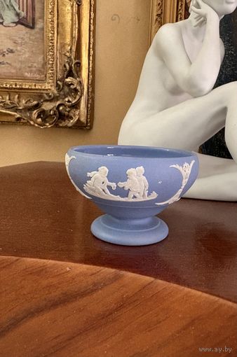 Пашотница Чаша Wedgwood Путти Англия винтаж редкость