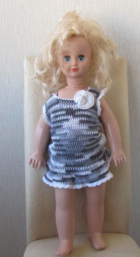 Все лоты с рубля.Кукла говорящая,h-60 см