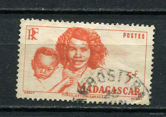 Французские колонии - Мадагаскар - 1946 - Местные жители 5Fr - [Mi.400] - 1 марка. Гашеная.  (Лот 85Gi)-T2P36