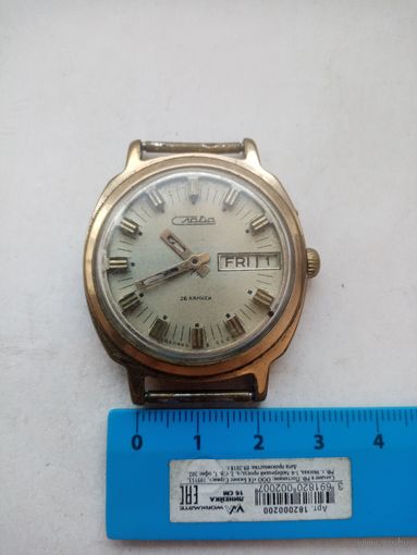 ЧАСЫ СЛАВА СССР (138017)