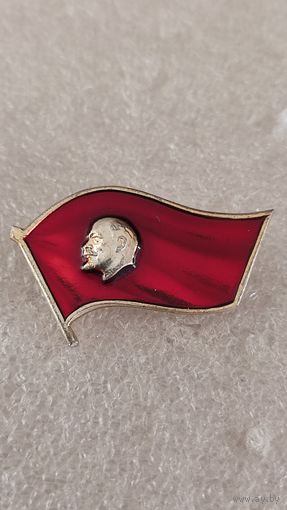 Значек знак Ленин,200 лотов с 1 рубля!!!