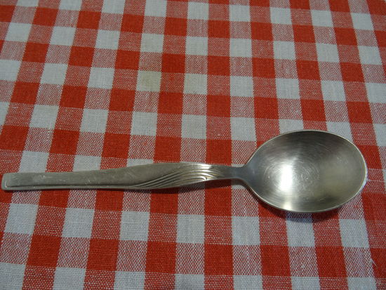Столовая ложка  ЗК, мельхиор,1 руб.35 коп.