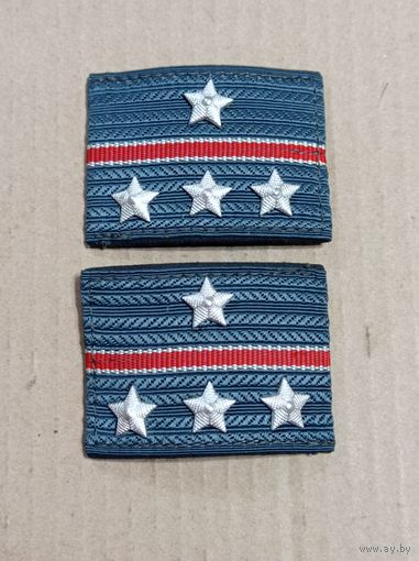 Погоны на рубашку капитана МВД РБ 92 год