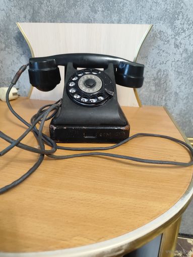 Телефон. Карболитовый корпус.